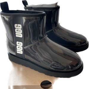 UGG Classic Clear Mini in box! ❤️